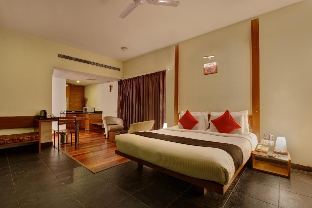 Capital O 16165 Cartier Hotel Bangalore Cameră foto